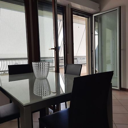 Centromare Apartamento Cattolica Exterior foto